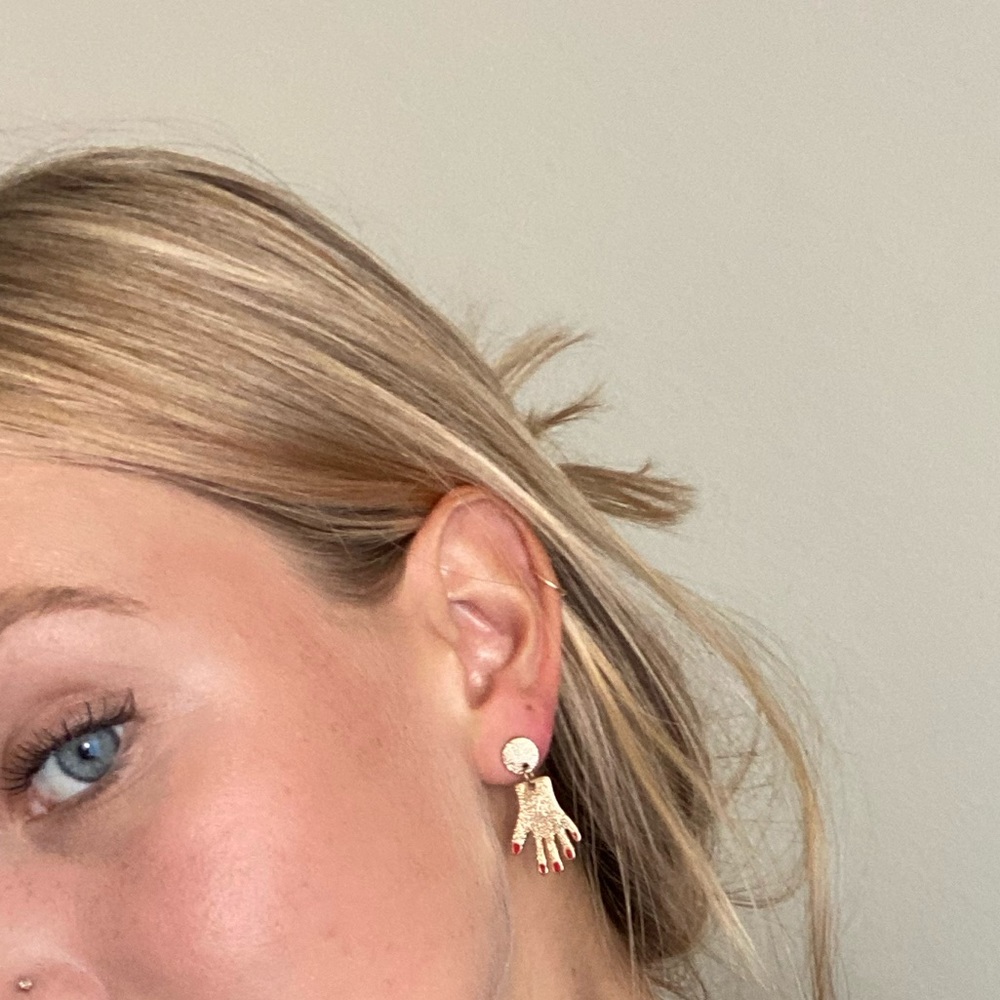 Hand Earrings - Picture 3 of 3